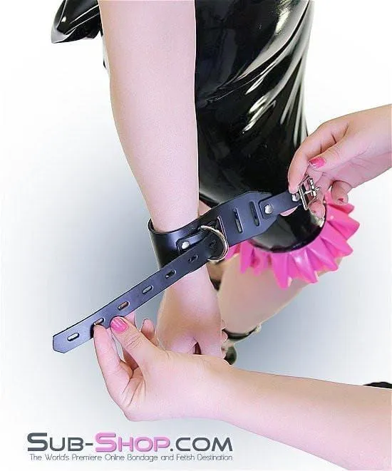 0701A      Deluxe Locking Leather Wrist Cuffs