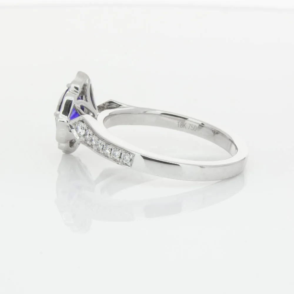 18ct White Gold .98ct Sapphire & Diamond Ring