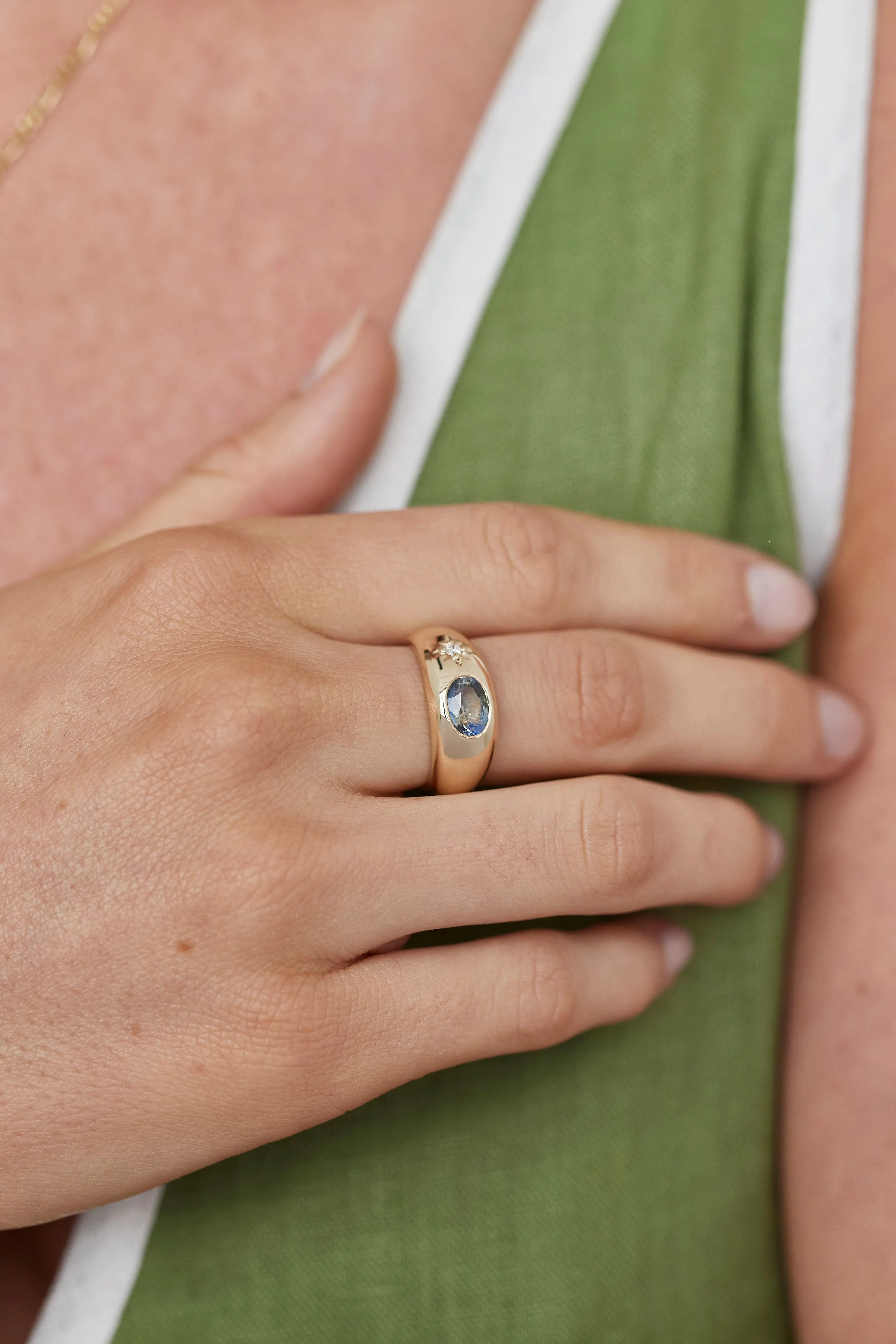 Aster 14K Yellow Gold Gypsy Band