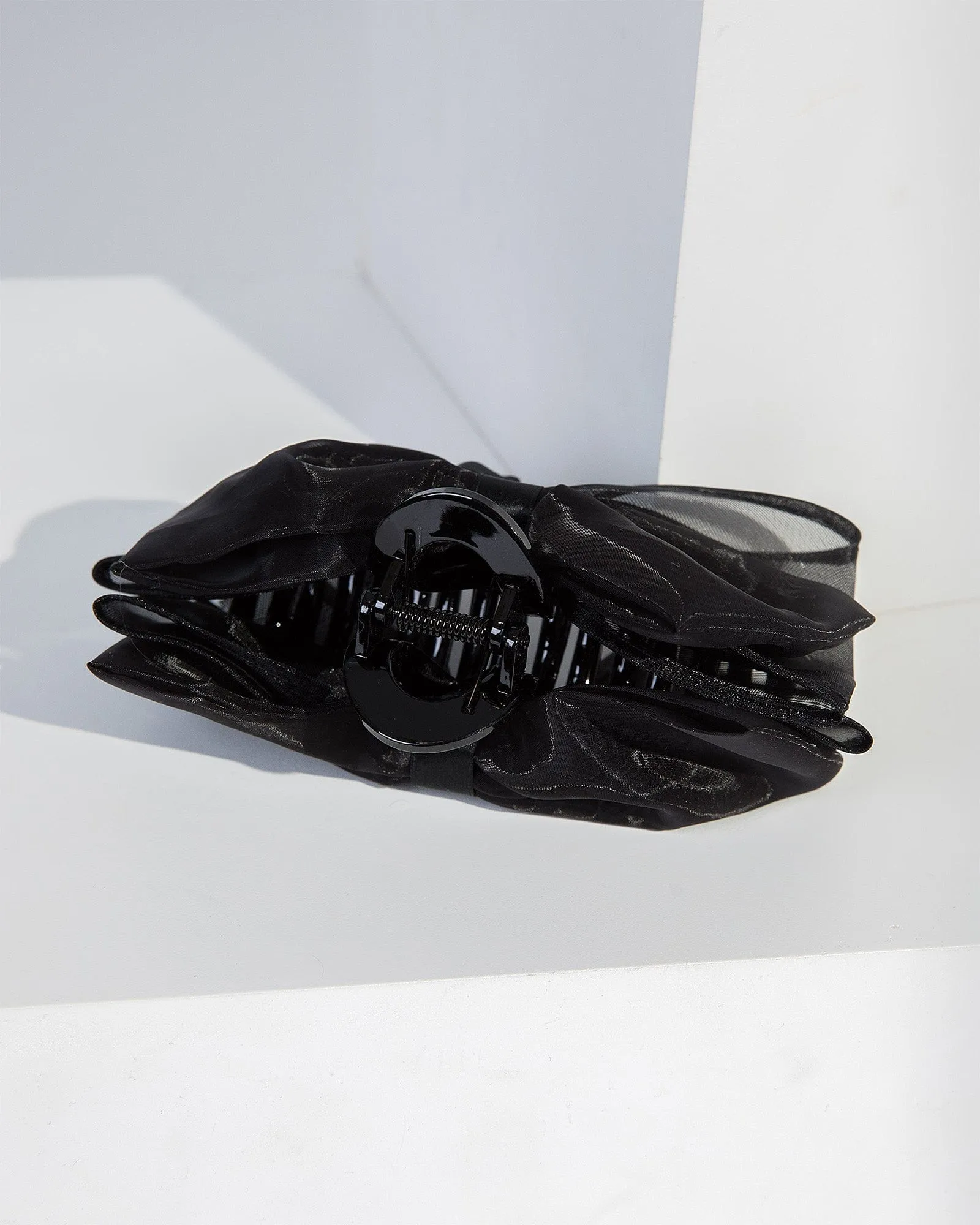 Black Bow Detail Claw Clip