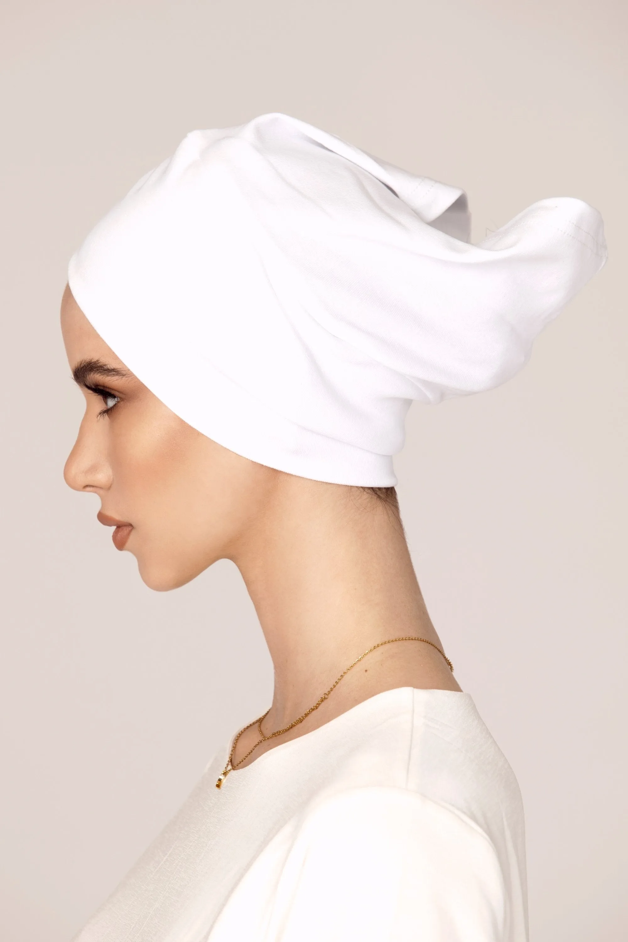 Criss Cross Undercap - White