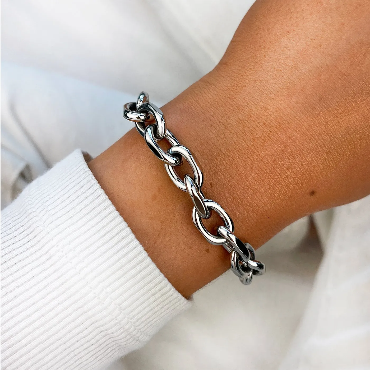 Essentielle Chunky Chain Bracelet Silver Colour