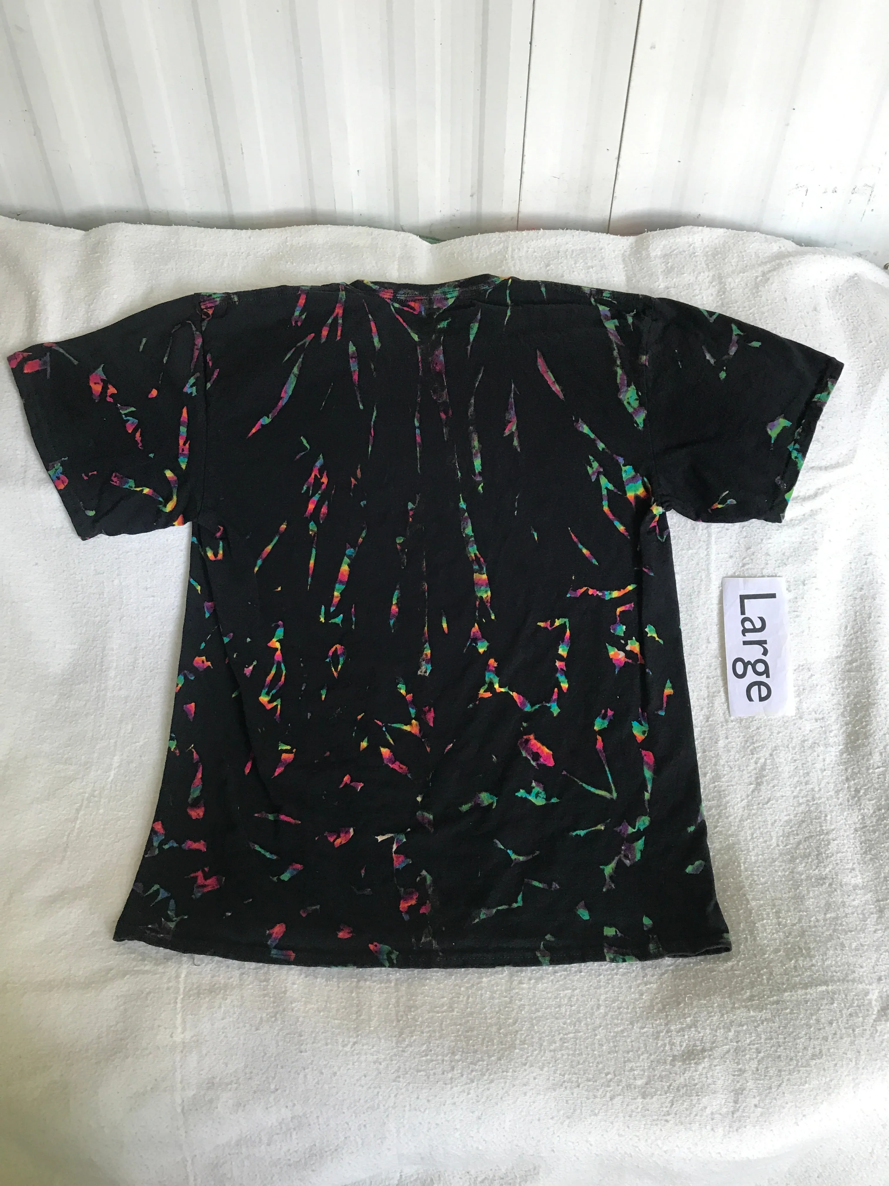 Large Midnight Crystal Rainbows Tie-Dye tee Spider Design #13