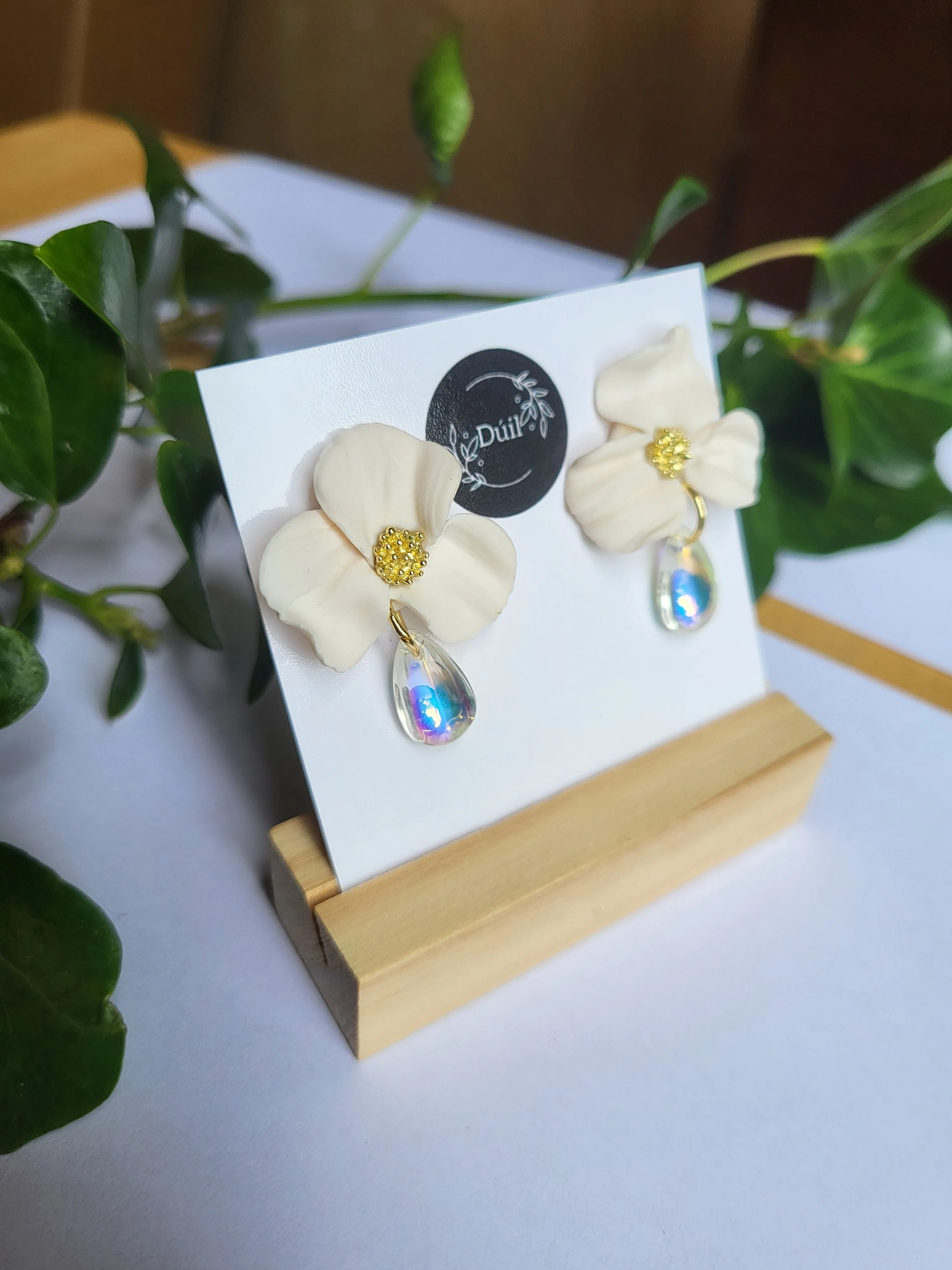Nicola Stud Earrings