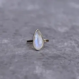 Pear Fantasy - Moonstone Ring