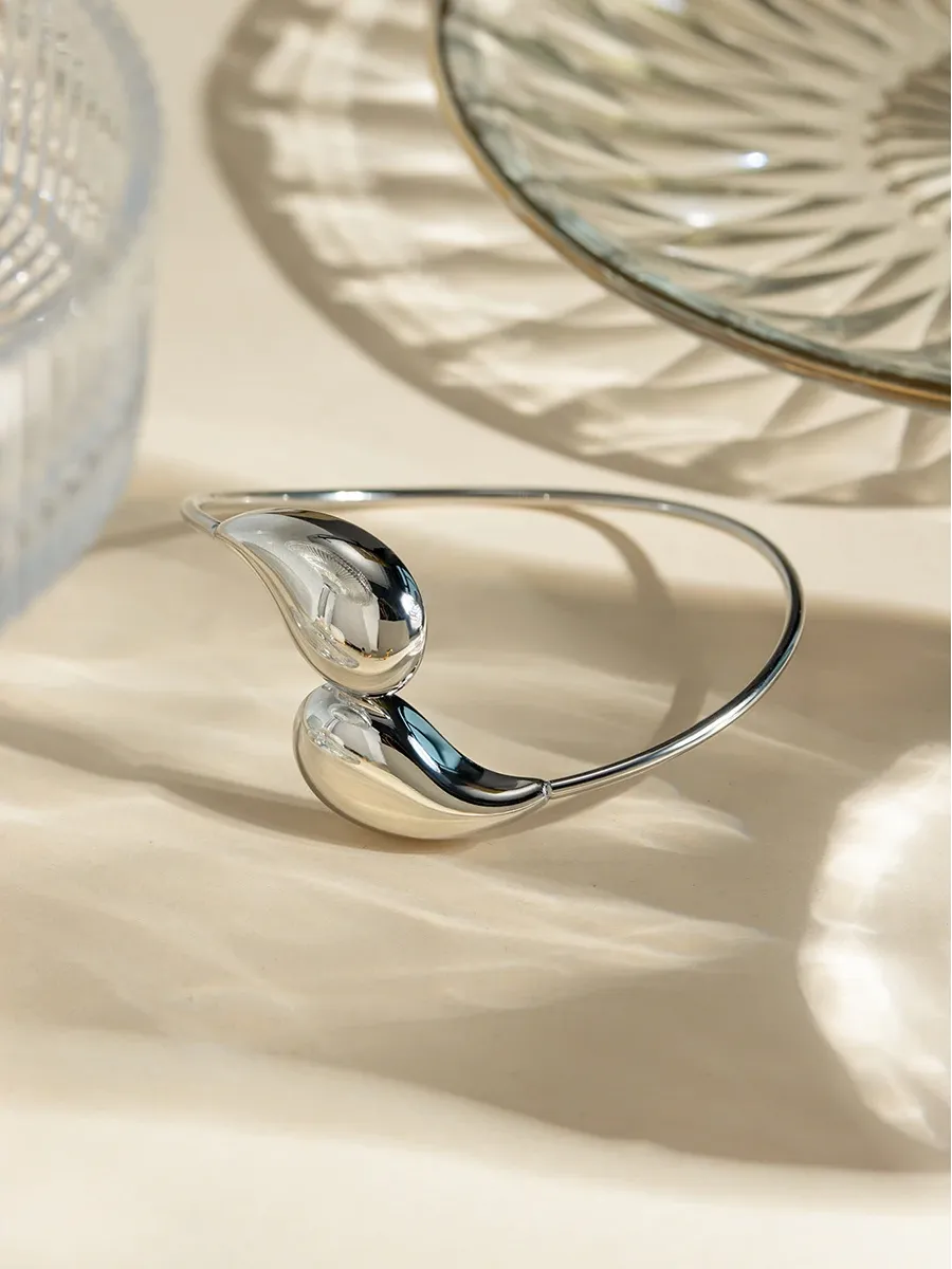 Sophisticated Geometric 18K Stainless Steel Water-Drop Shaped Open Bracelet