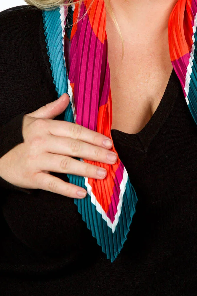 SQUIGGLE PLEATED DIAMOND SCARF