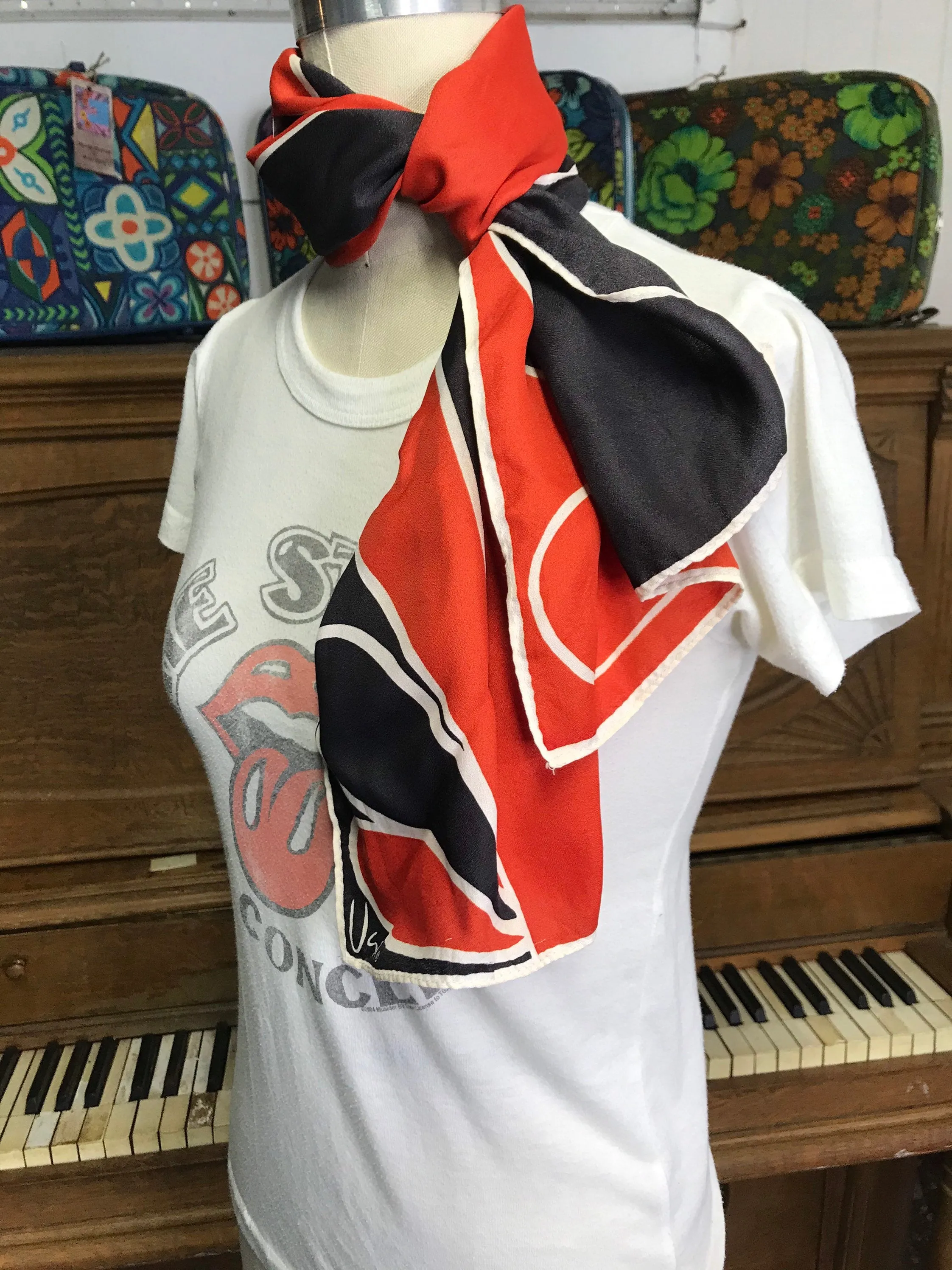 Vintage 70s/ 1970s/ VERA Neumann Scarf/ Retro/ Abstract Design/ Geometric/ Orange & Brown