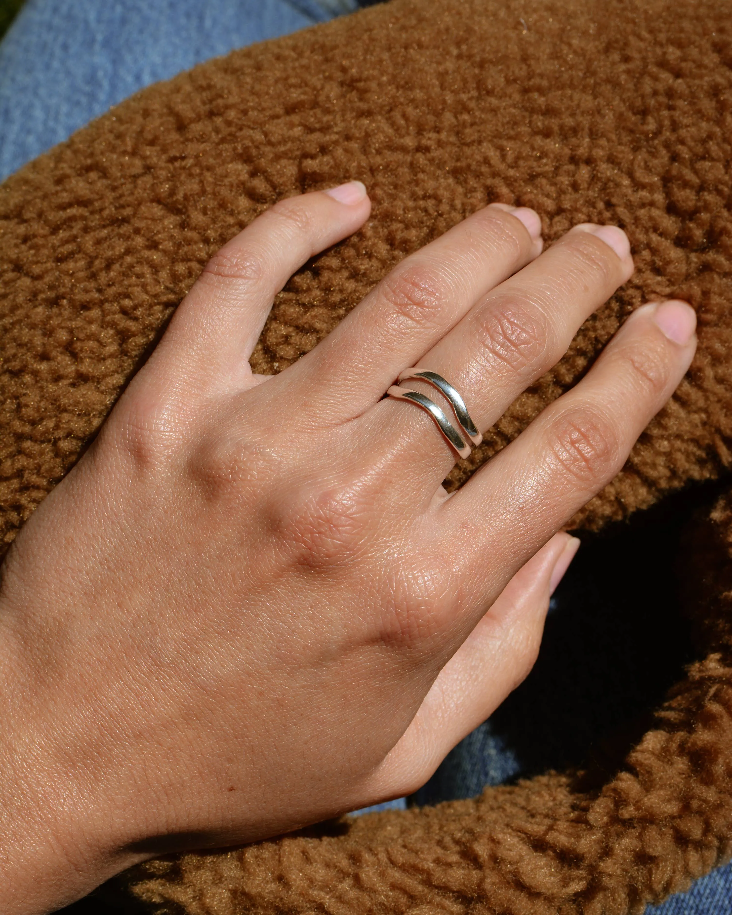 Wavy Band Ring